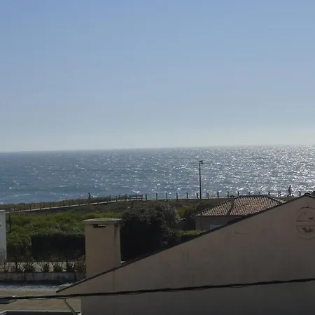 Апартаменты Oporto Beach *